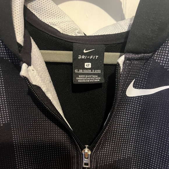 Nike zip up hoodie 4T - Picture 3 of 3